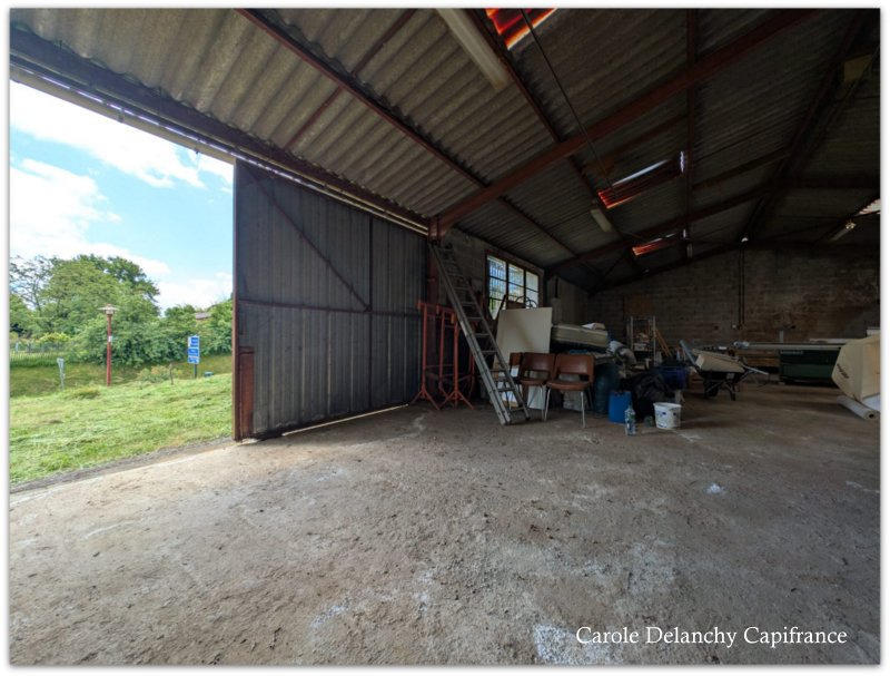 Maison - 150 m² - 1 pièce