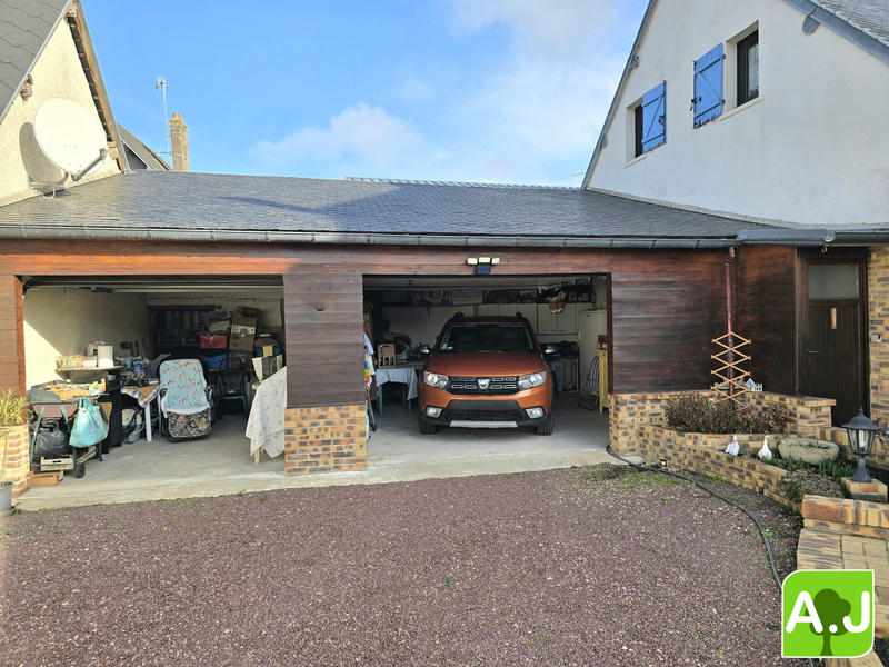 Maison - 137 m² - 5 pièces