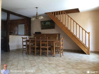 Maison - 96 m² - 5 pièces