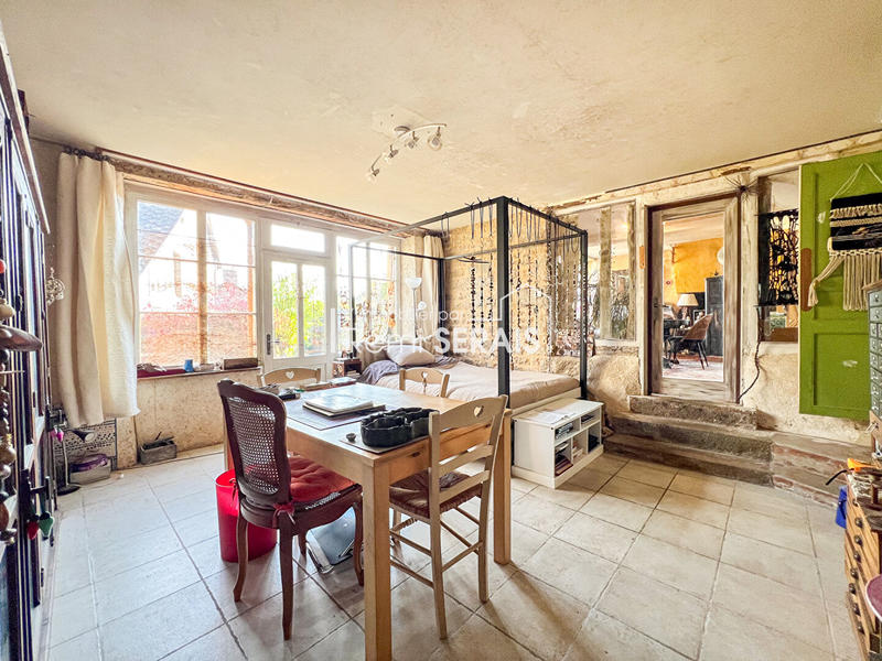 Maison - 137 m² - 6 pièces