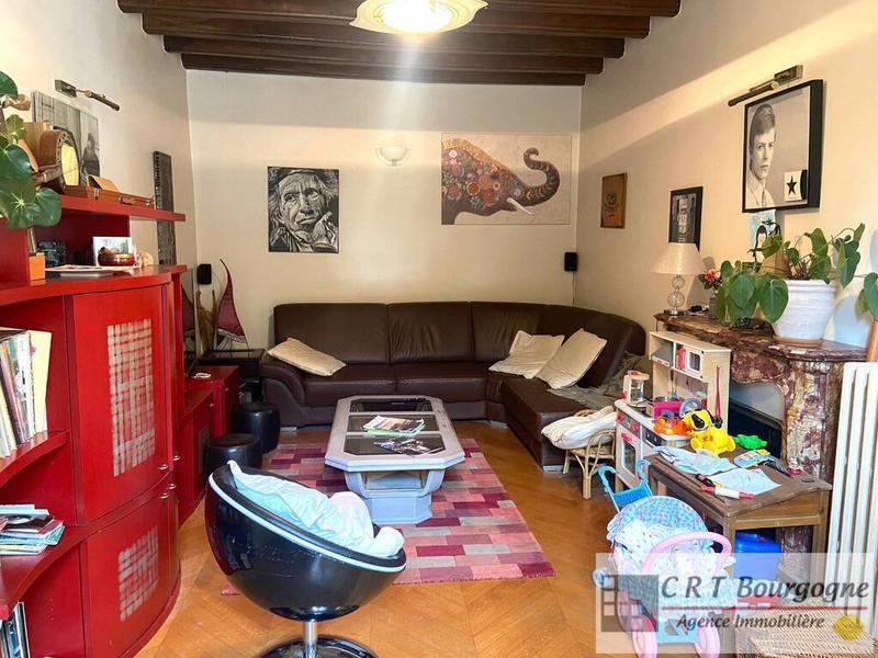 Maison - 250 m² - 7 pièces