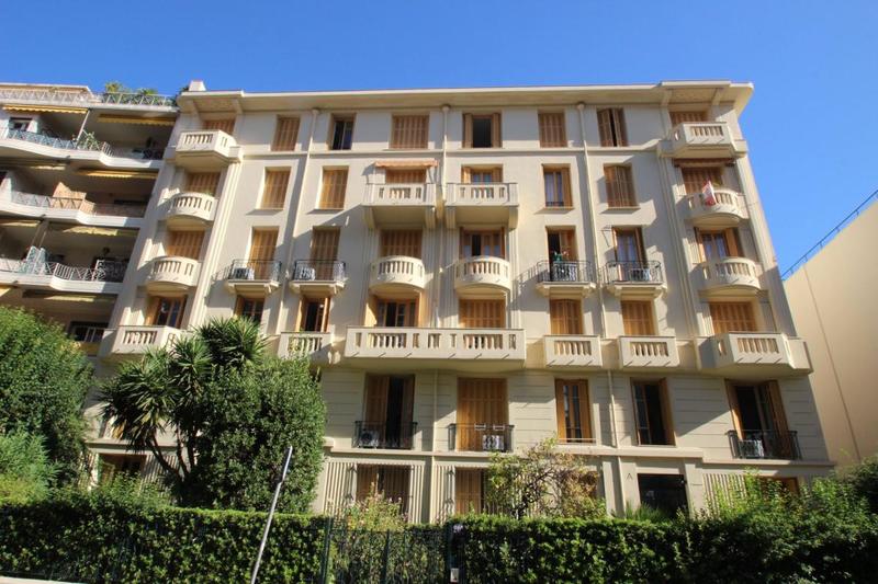 Appartement - 85 m² - 3 pièces