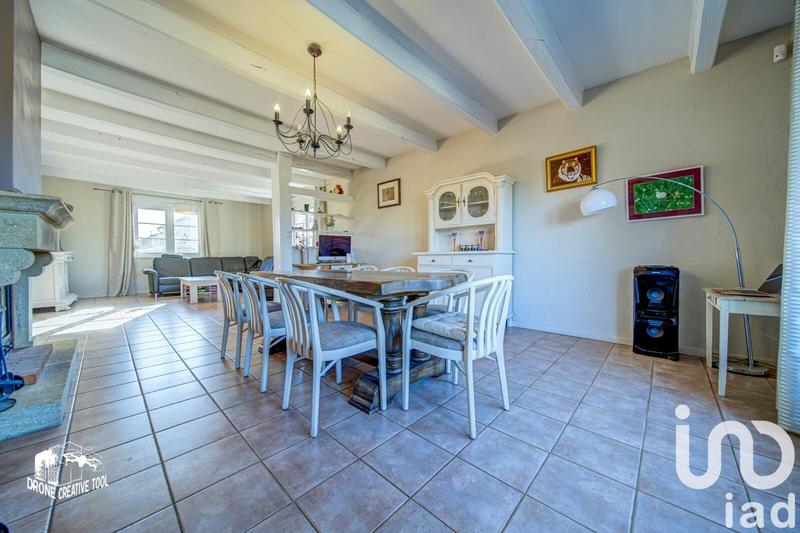 Maison de village - 248 m² - 7 pièces