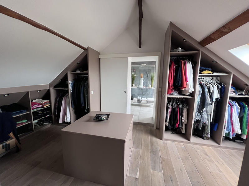 Maison ancienne - 258 m² - 8 pièces