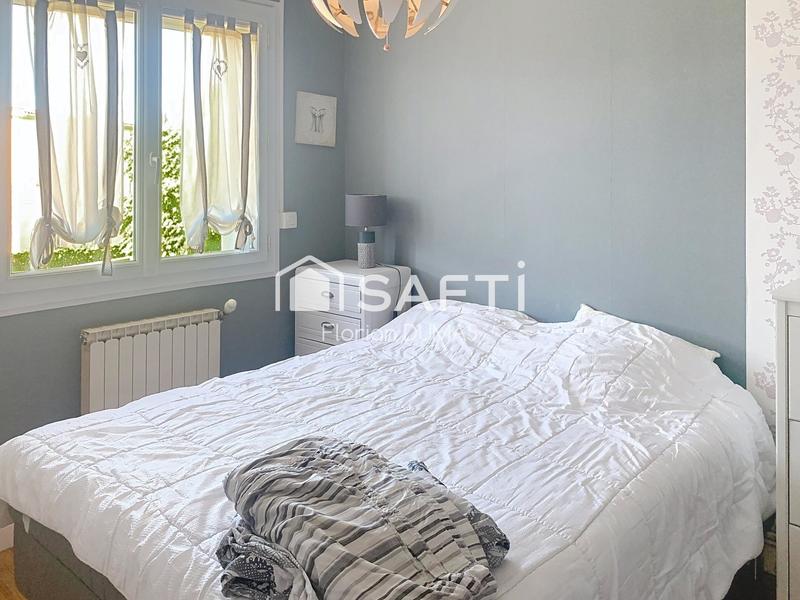 Maison - 180 m² - 8 pièces