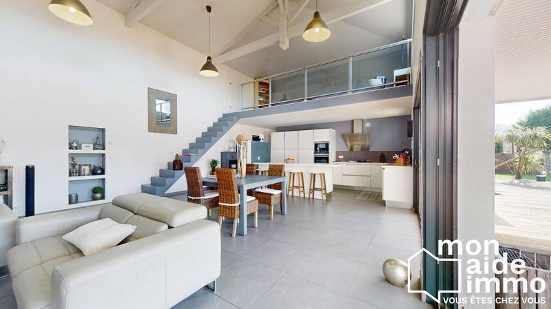 Maison contemporaine - 185 m² - 5 pièces