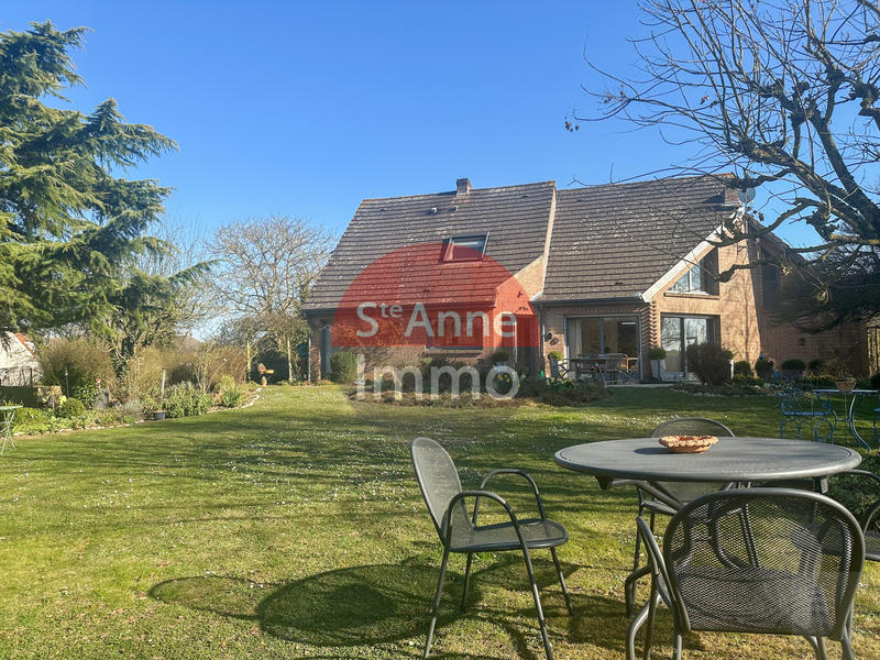 Maison - 195 m² - 11 pièces