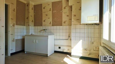 Appartement - 90 m² - 5 pièces