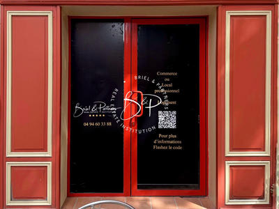 Local commercial - 54 m² - 3 pièces