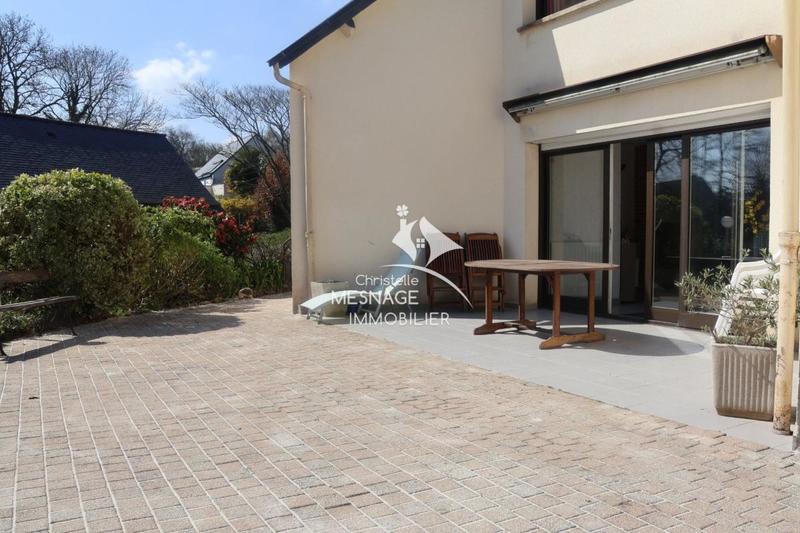 Maison d'architecte - 211 m² - 8 pièces