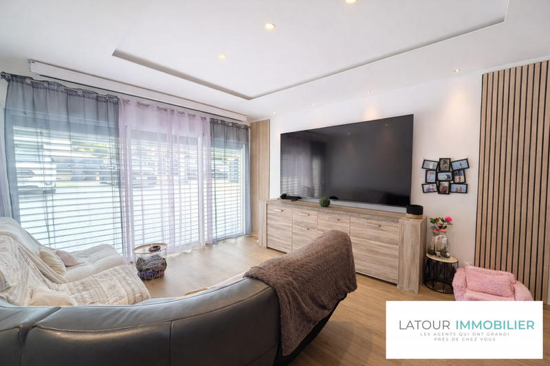 Maison - 120 m² - 5 pièces