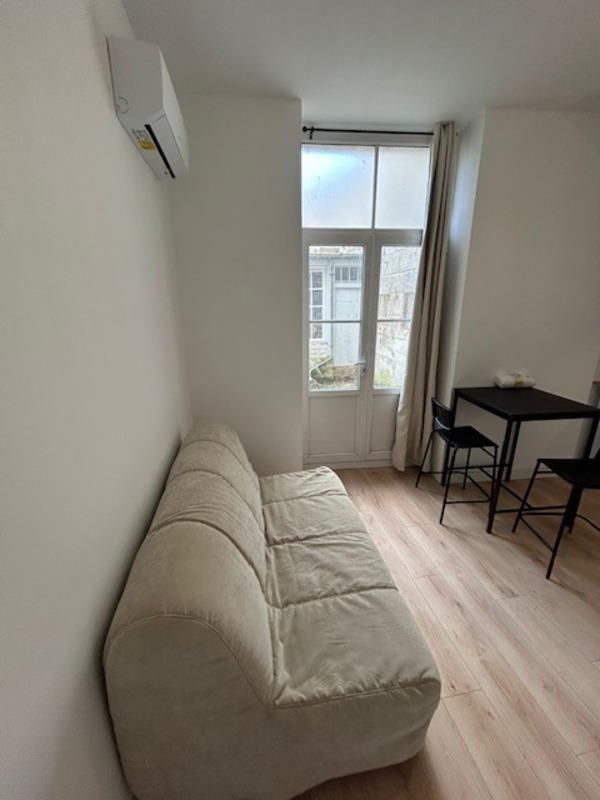 Immeuble - 75 m² - 5 pièces