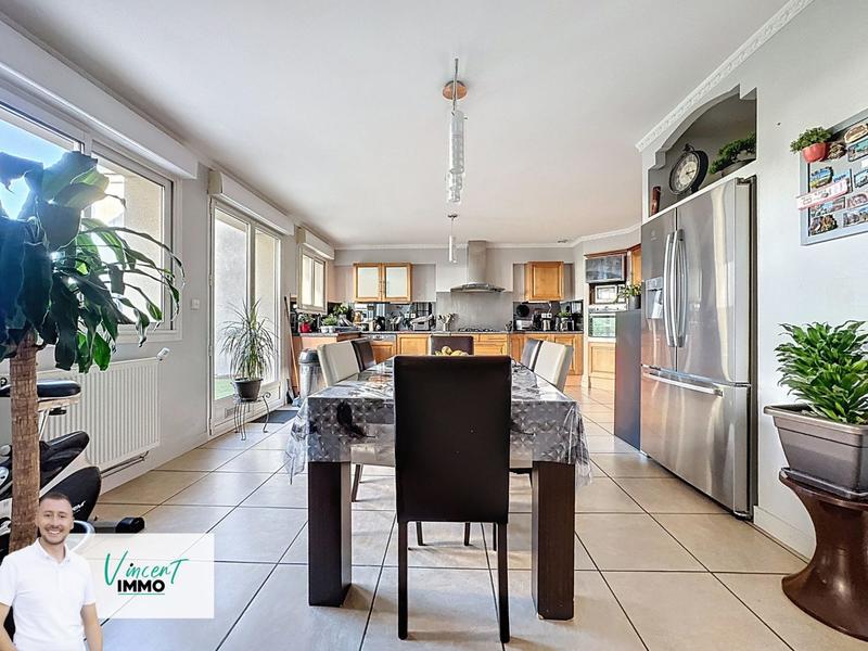 Maison - 144 m² - 5 pièces