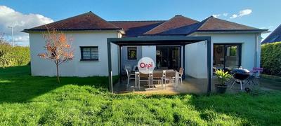 Maison - 99 m² - 4 pièces