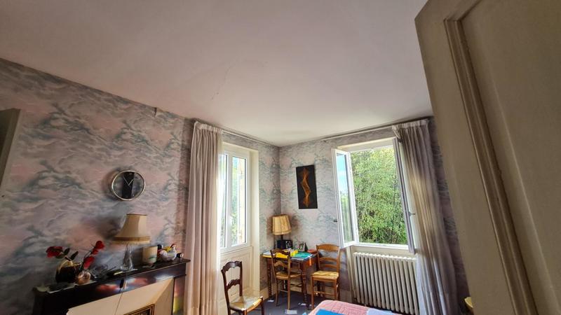 Maison - 349 m² - 13 pièces