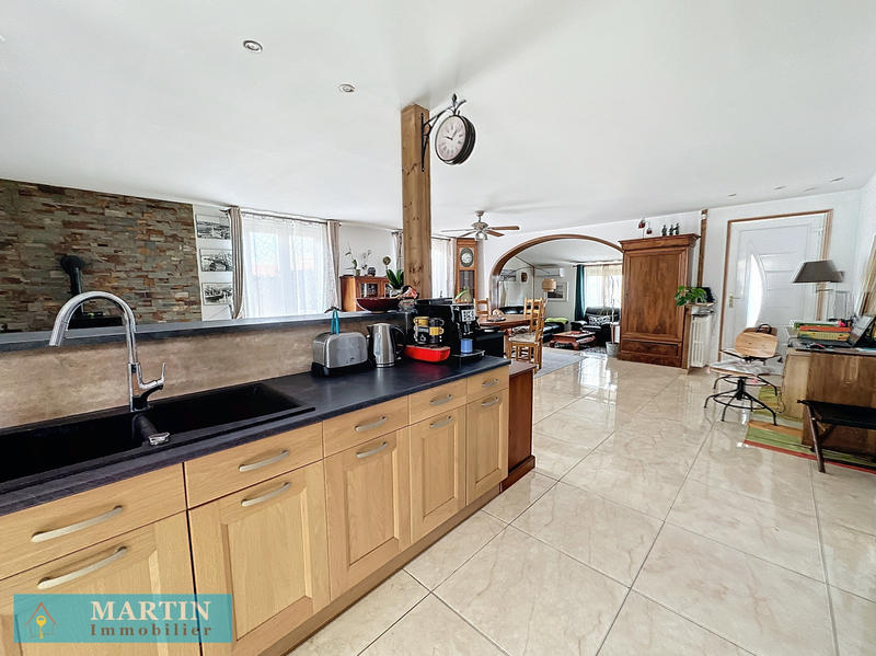 Villa - 176 m² - 8 pièces