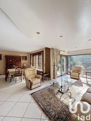 Maison - 173 m² - 8 pièces