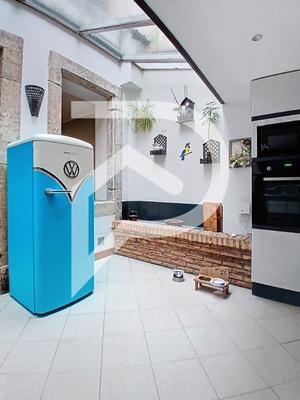 Appartement - 90 m² - 3 pièces