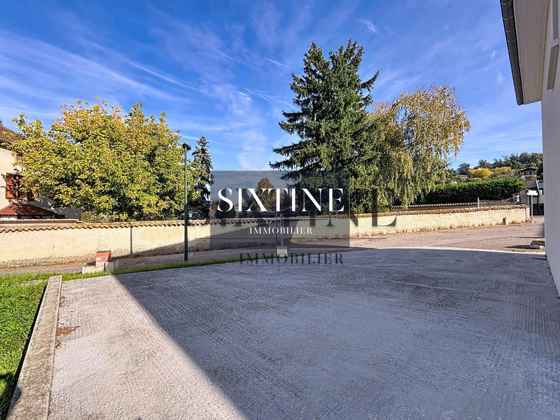 Local commercial - 70 m² - 2 pièces