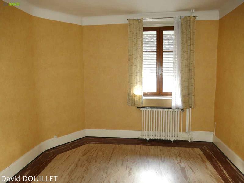 Maison - 245 m² - 14 pièces