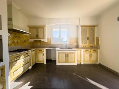 Maison de village - 157 m² - 6 pièces