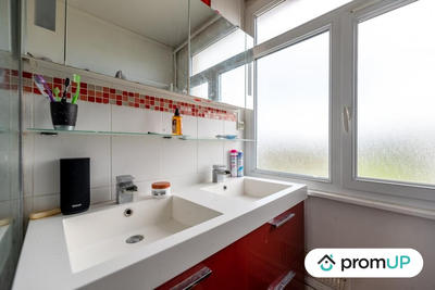 Appartement - 80 m² - 4 pièces