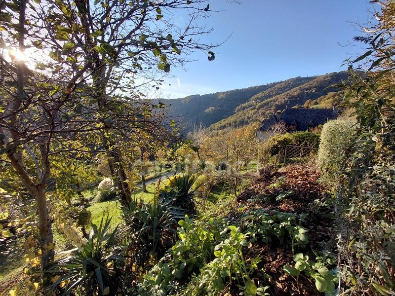 Propriété - 390 m² - 13 pièces