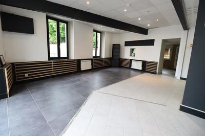 Local commercial - 136 m²