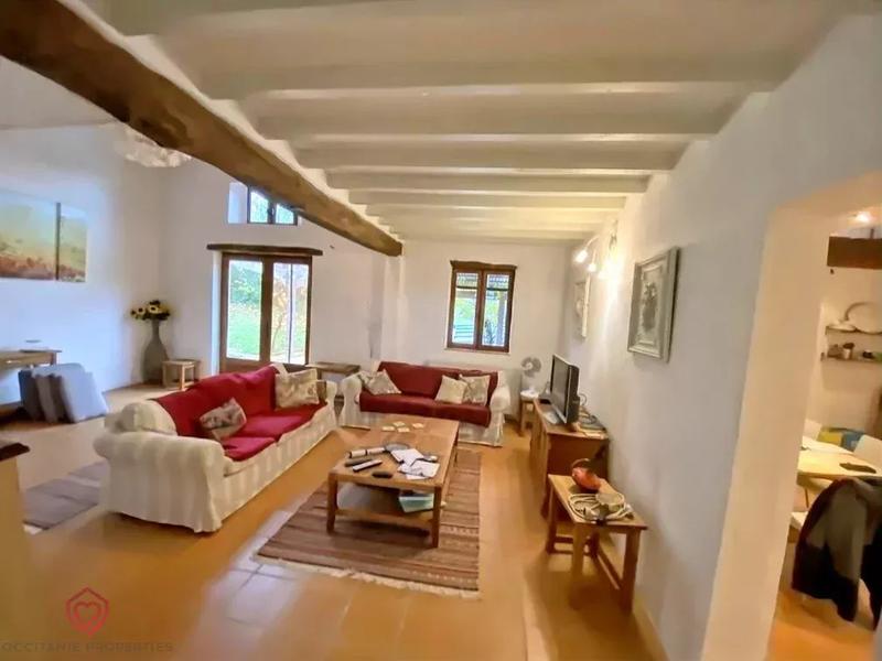 Maison - 163 m² - 5 pièces