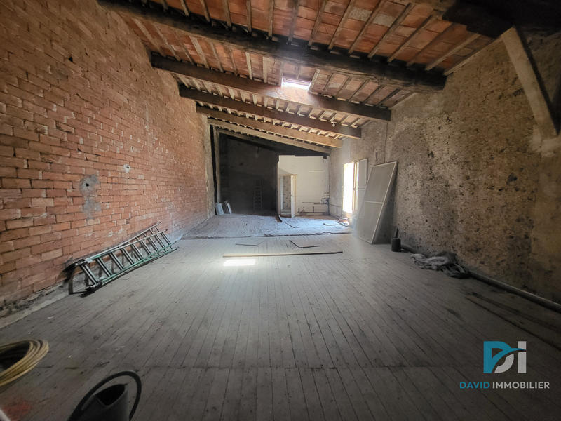 Maison - 385 m² - 11 pièces