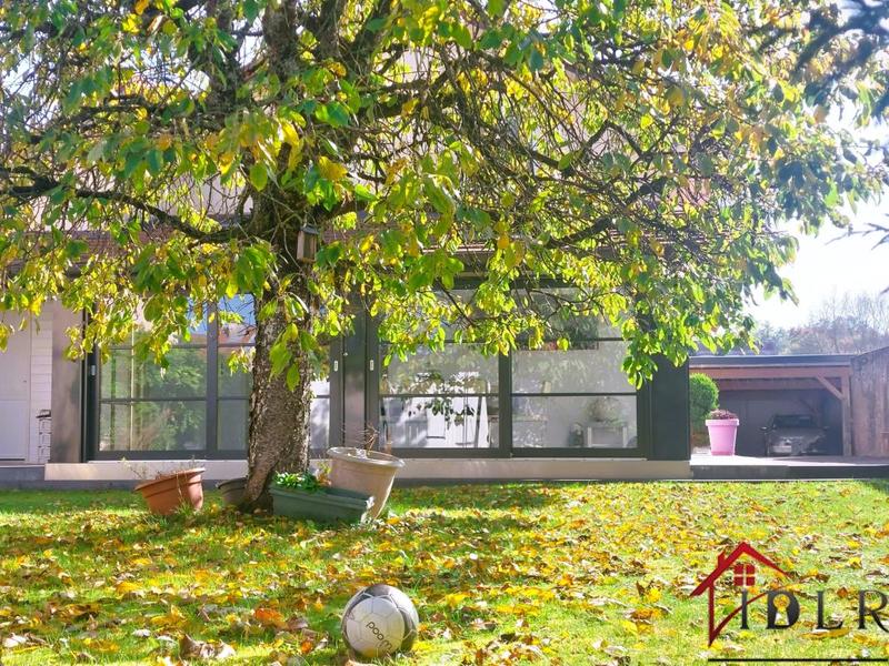 Demeure - 190 m² - 6 pièces