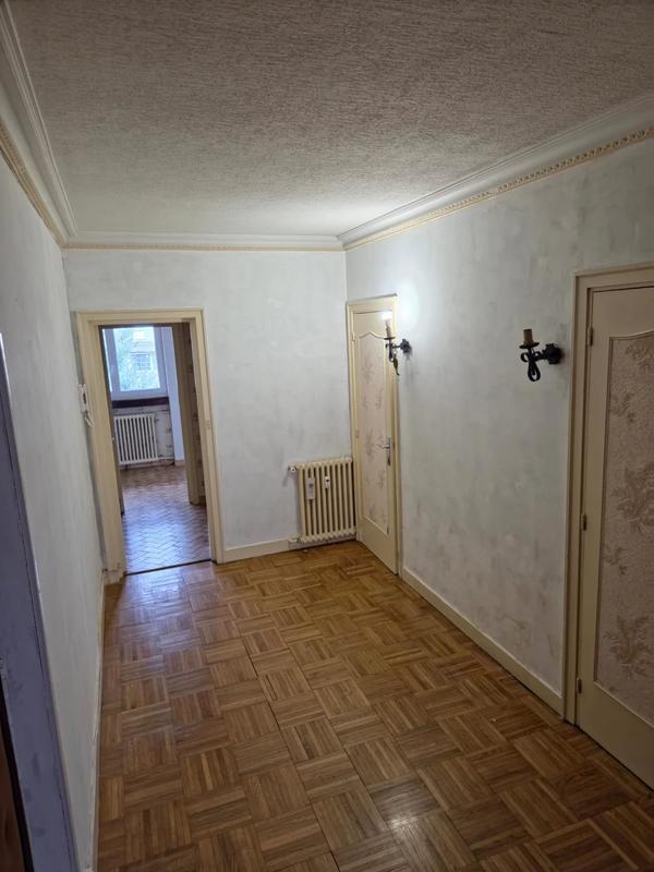 Appartement - 92 m² - 4 pièces