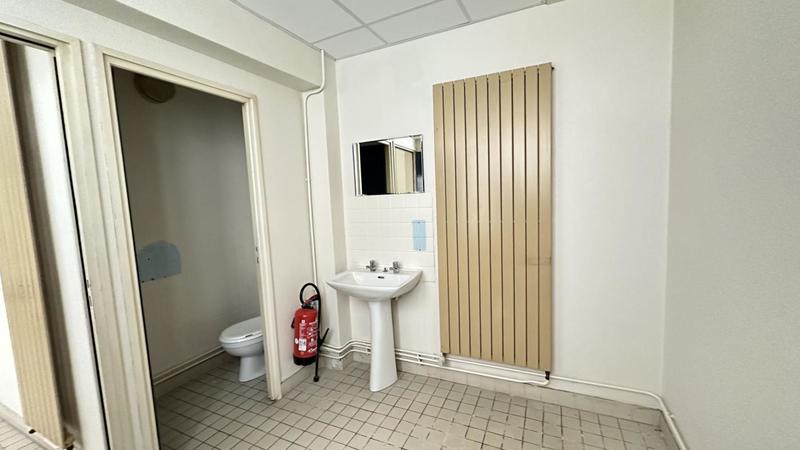 Local commercial - 150 m²