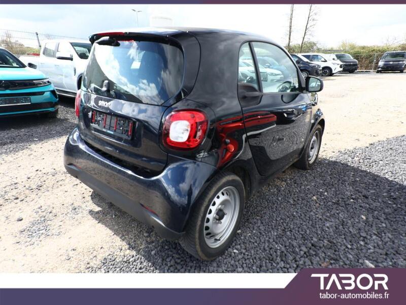 Smart ForTwo coupe Eq Ccs Climaaut. Dab