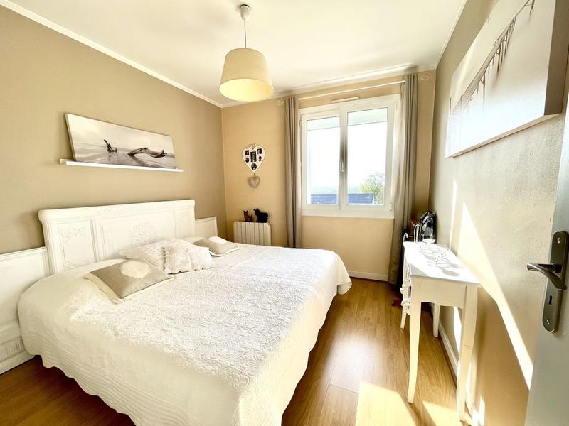 Pavillon - 82 m² - 4 pièces