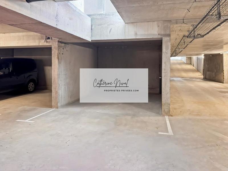 Parking / Garage - 15 m²