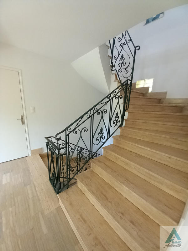 Appartement - 108 m² - 5 pièces