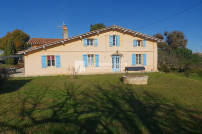 Maison - 273 m² - 6 pièces