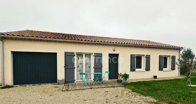 Maison - 96 m² - 5 pièces