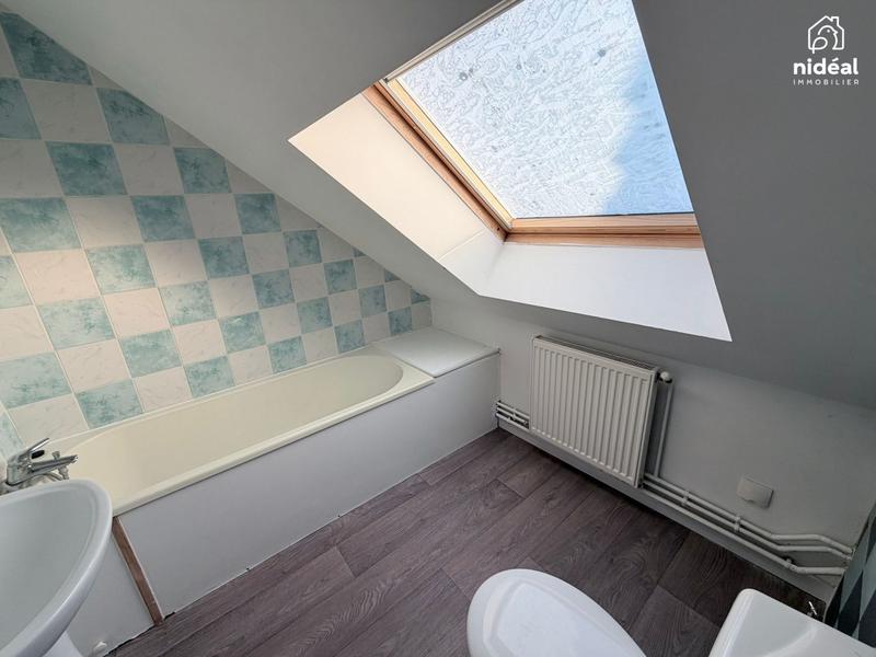 Maison - 85 m² - 4 pièces