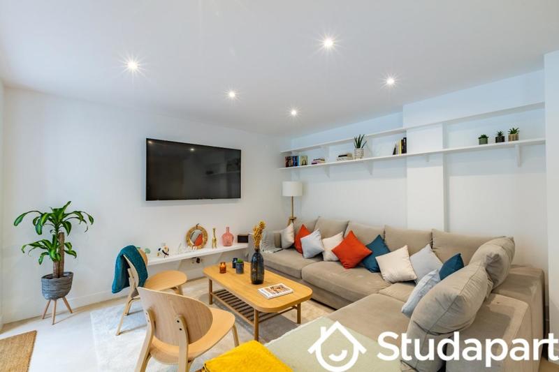 Chambre - 10 m² - 1 pièce