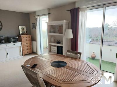 Appartement - 76 m² - 3 pièces