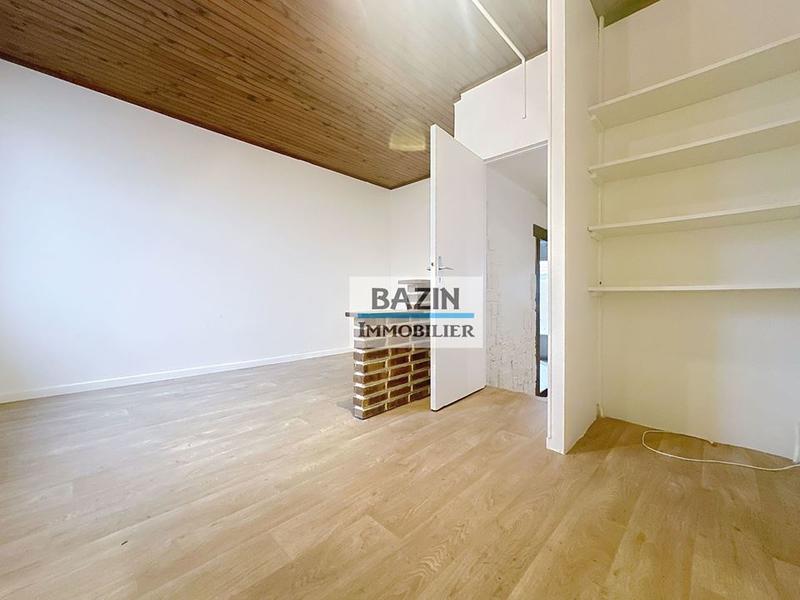 Maison traditionnelle - 93 m² - 4 pièces