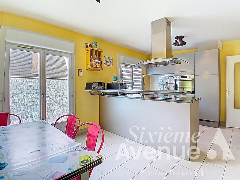 Maison - 112 m² - 6 pièces