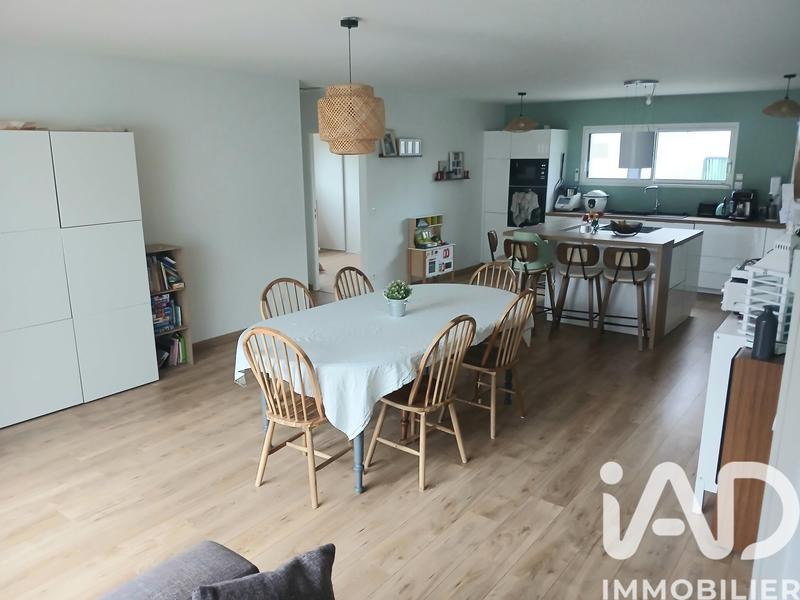 Maison - 143 m² - 6 pièces