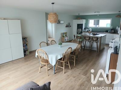 Maison - 143 m² - 6 pièces