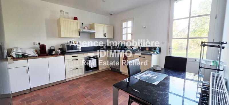 Maison - 174 m² - 6 pièces