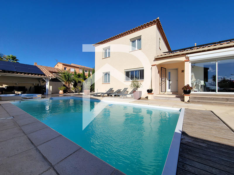 Maison - 115 m² - 4 pièces