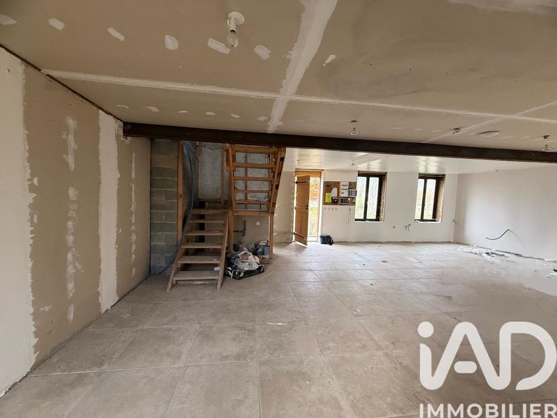 Maison - 110 m² - 4 pièces