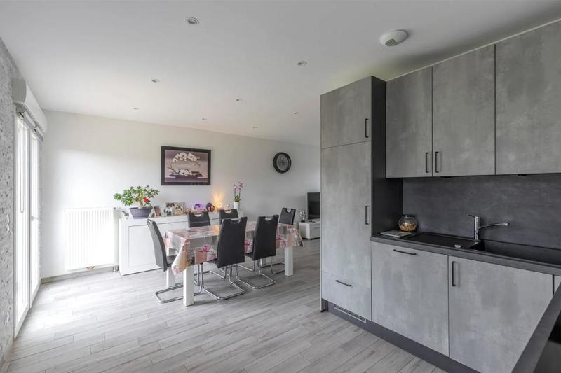 Maison - 96 m² - 5 pièces